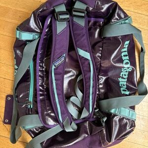Patagonia black hole duffel 60L